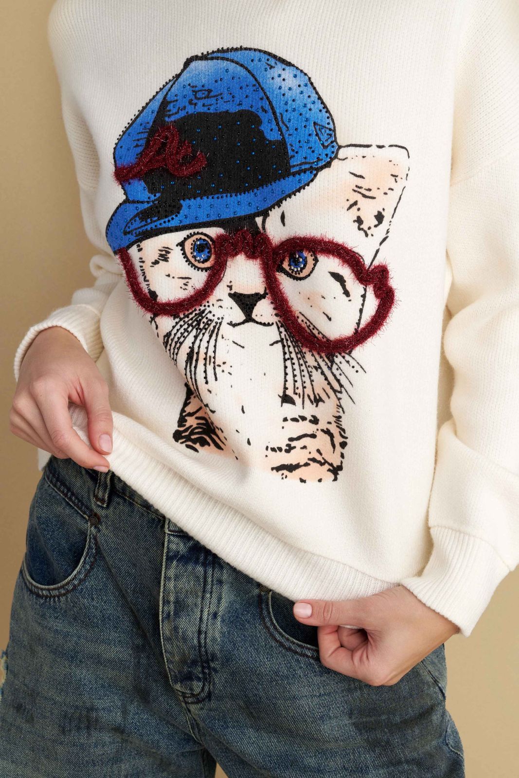 attrattivo - Pulover bezhe me motive