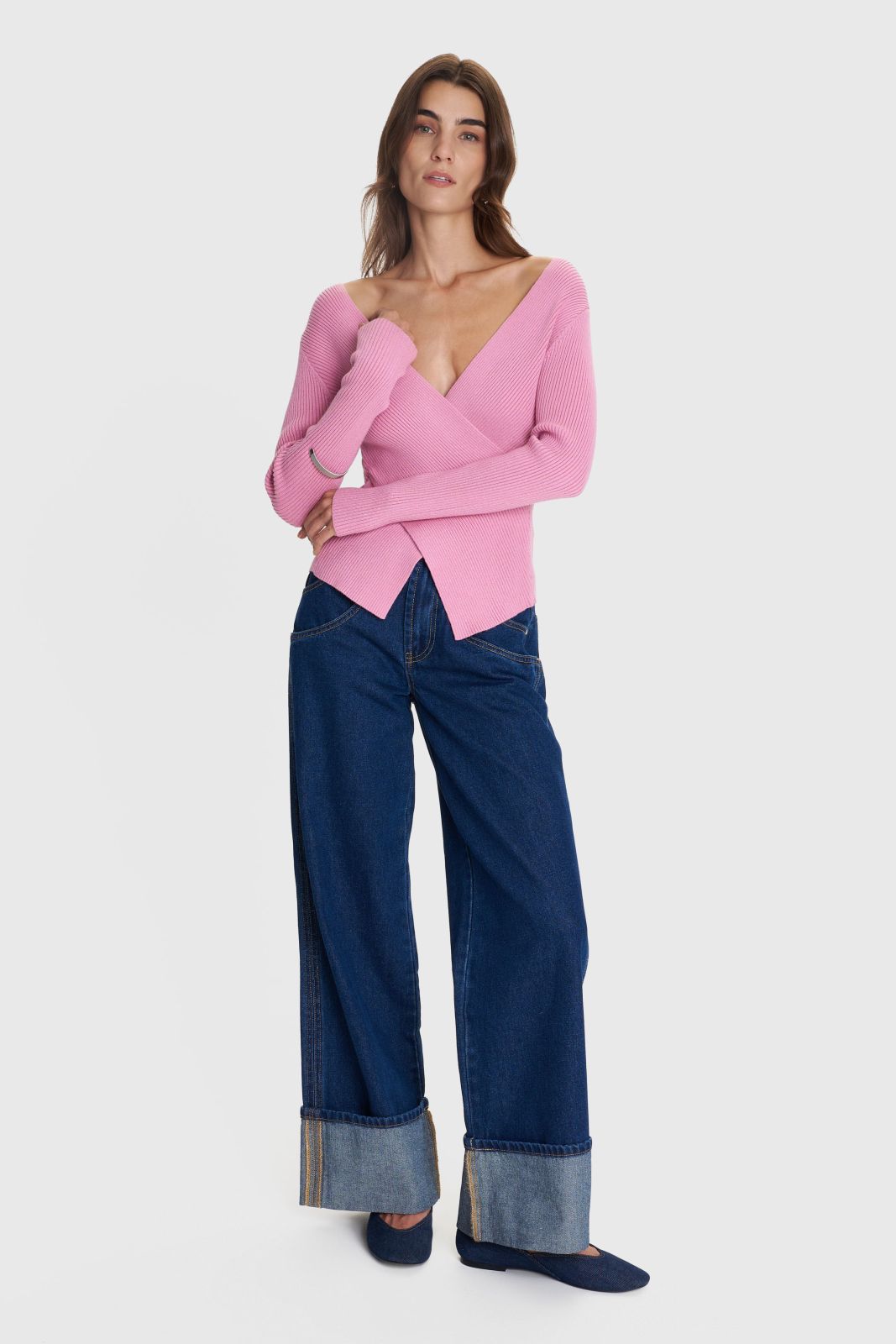 ALE - Bluze blu, roze , e bardhe dhe e zeze e thurur me jake V