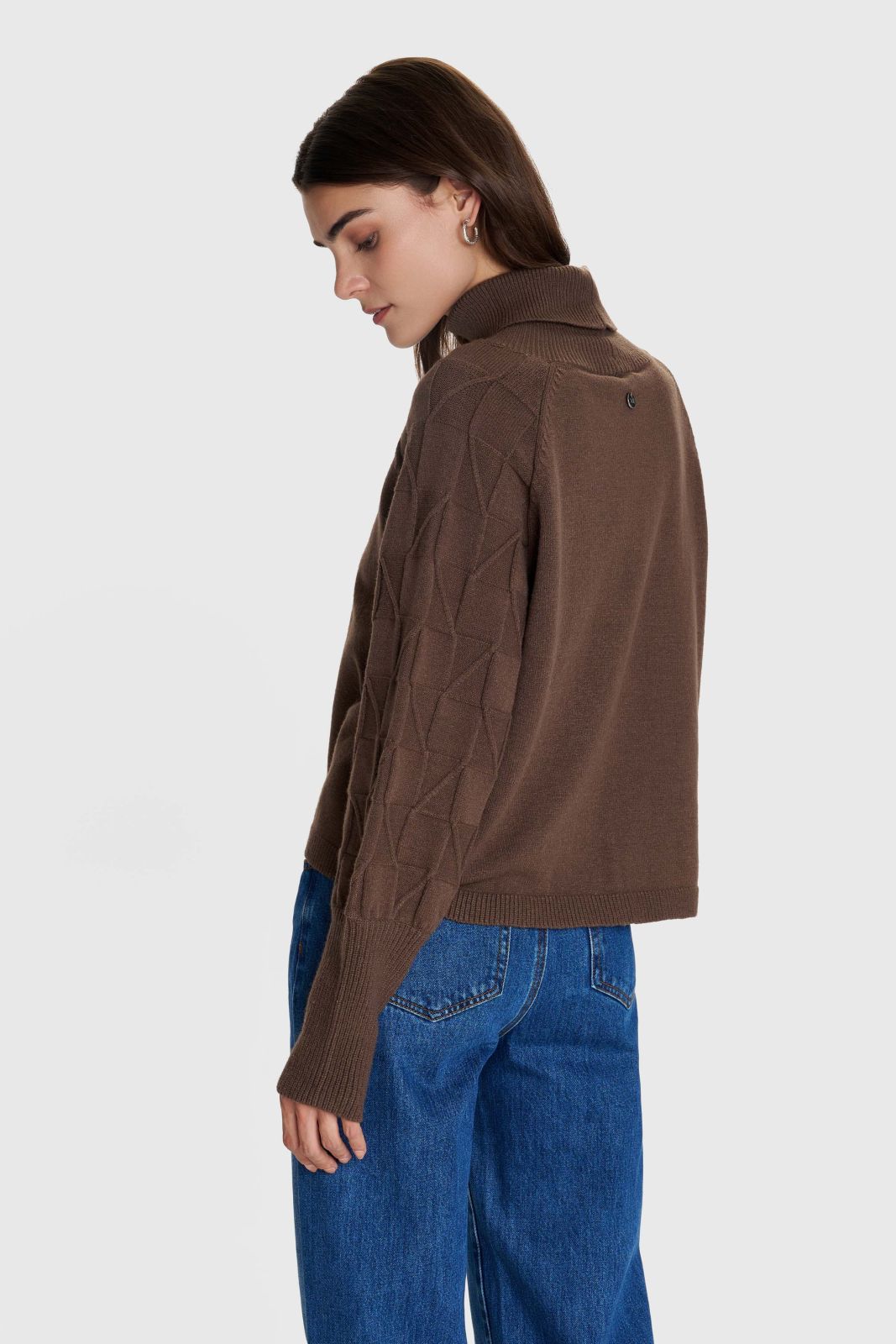 ALE - Pulover kafe dhe jeshile me jake golf dhe detaje ne menge