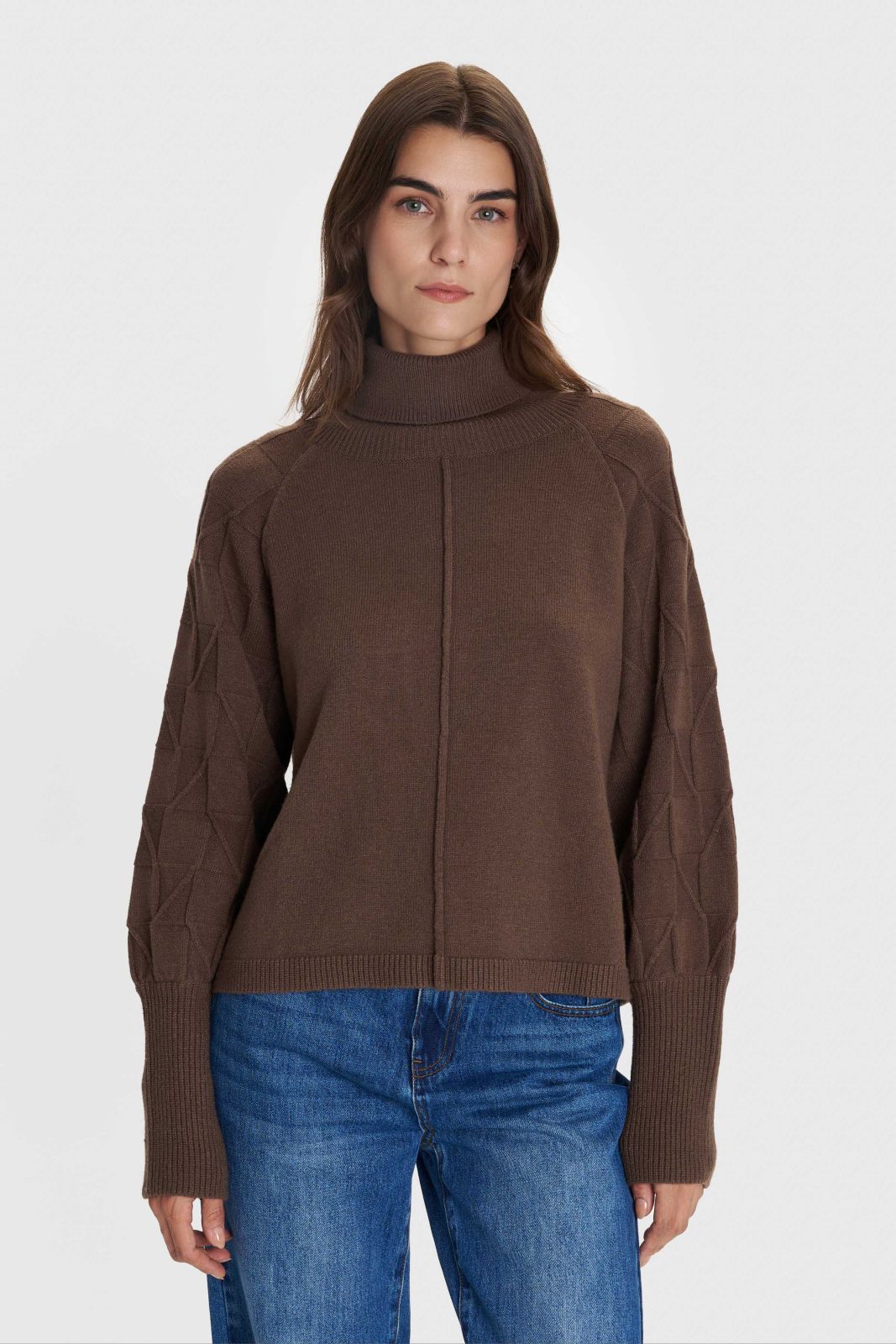 ALE - Pulover kafe dhe jeshile me jake golf dhe detaje ne menge