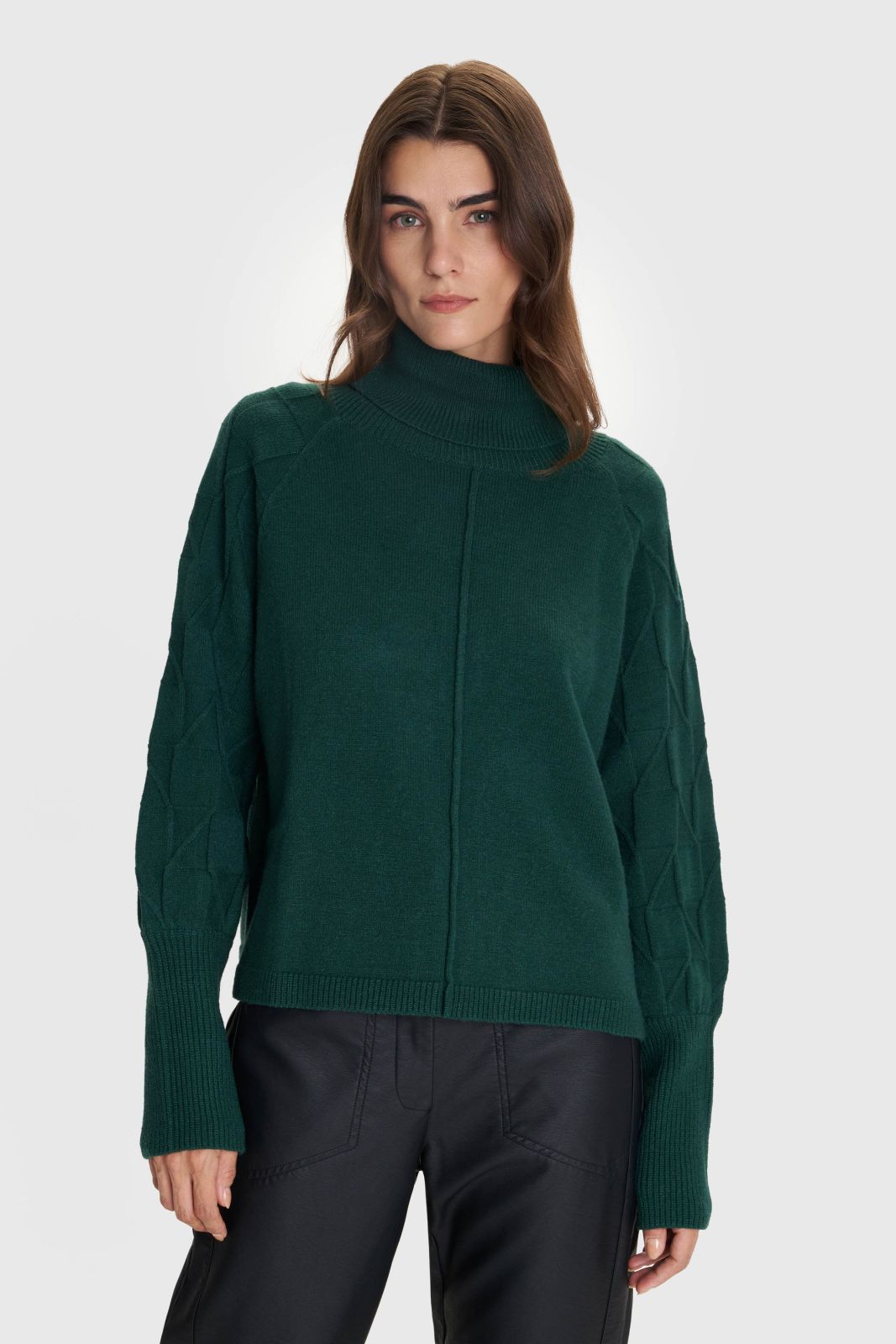 ALE - Pulover kafe dhe jeshile me jake golf dhe detaje ne menge