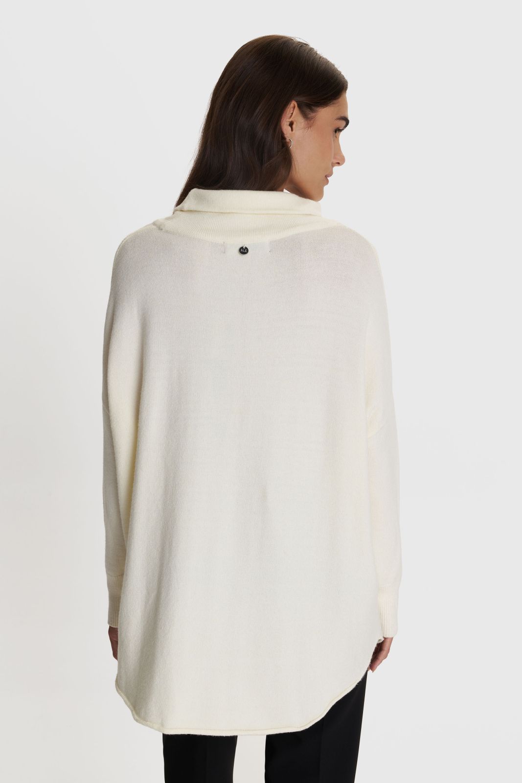 ALE - Pulover e lirshme blu,jeshile, e bardhe, e zeze dhe vishnje