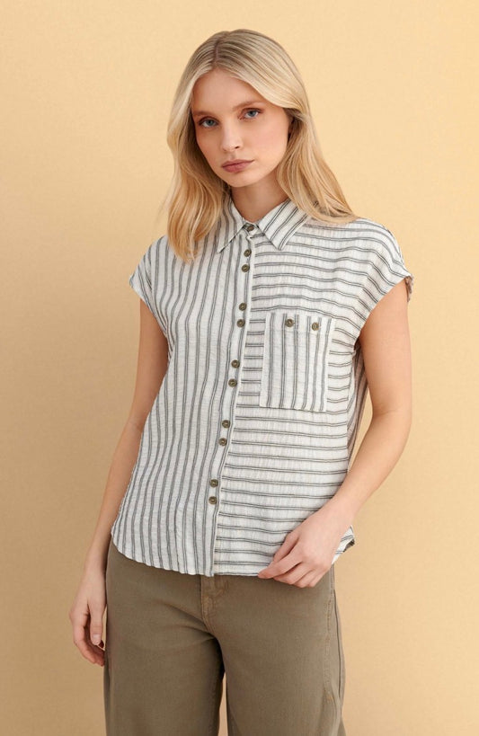 attrattivo - Kemishe bezhe me vija dhe menge te shkurta