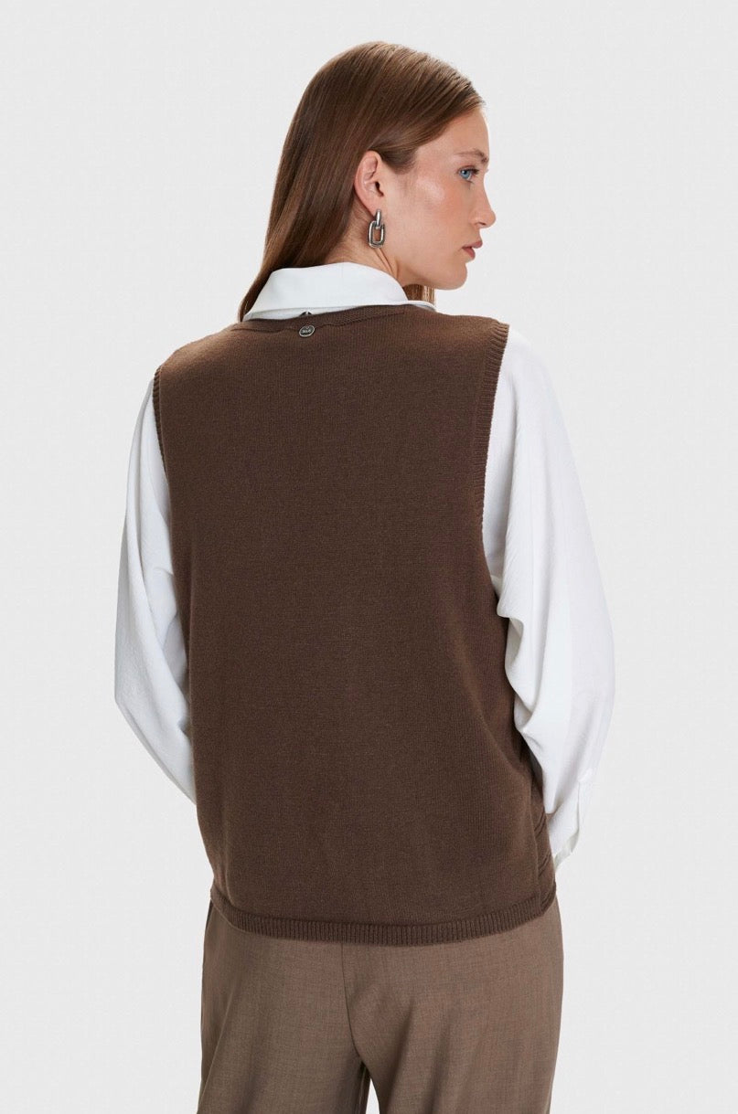 ALE - Jelek deve kaf dhe i kuq