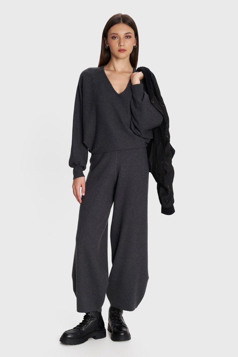 ALE - Pantallona vishnje dhe gri ne prerje te gjere dhe me llastik ne bel