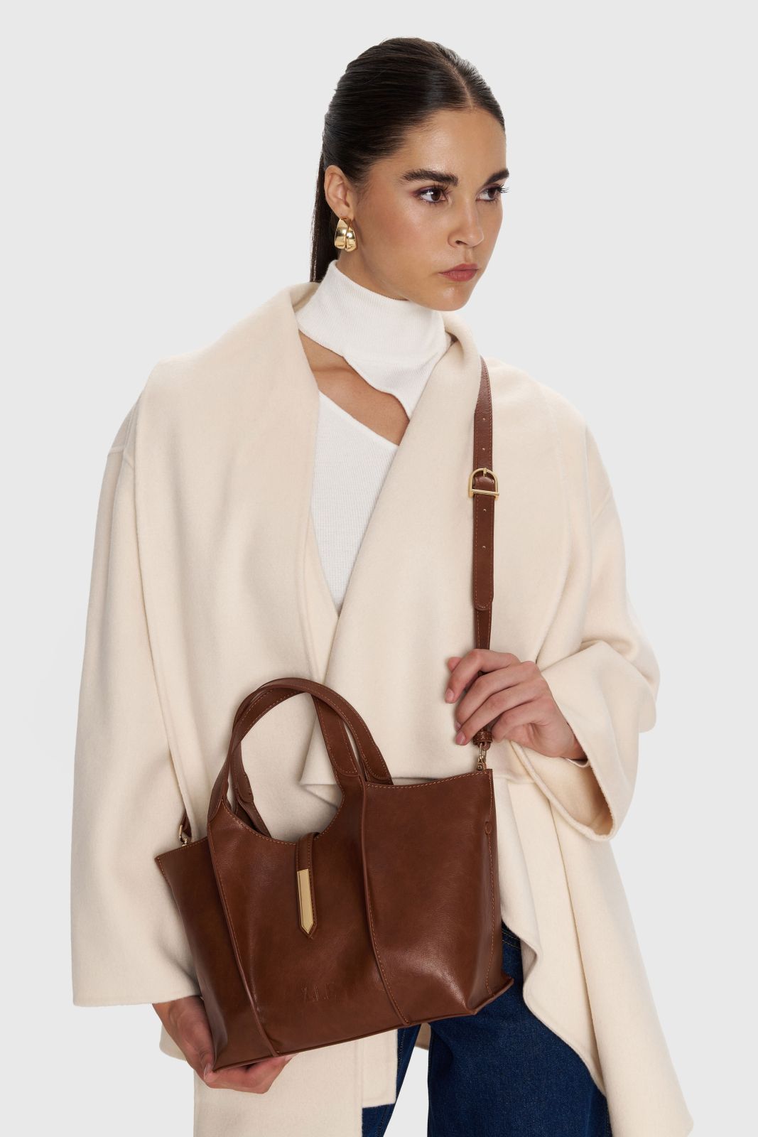 ALE - Cante dore kafe dhe e zeze