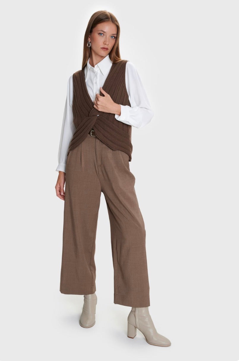 ALE - Jelek deve kaf dhe i kuq