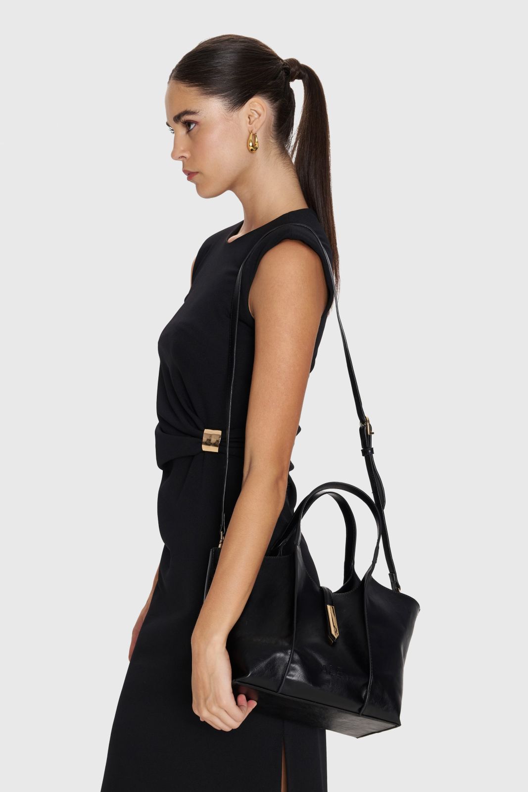 ALE - Cante dore kafe dhe e zeze