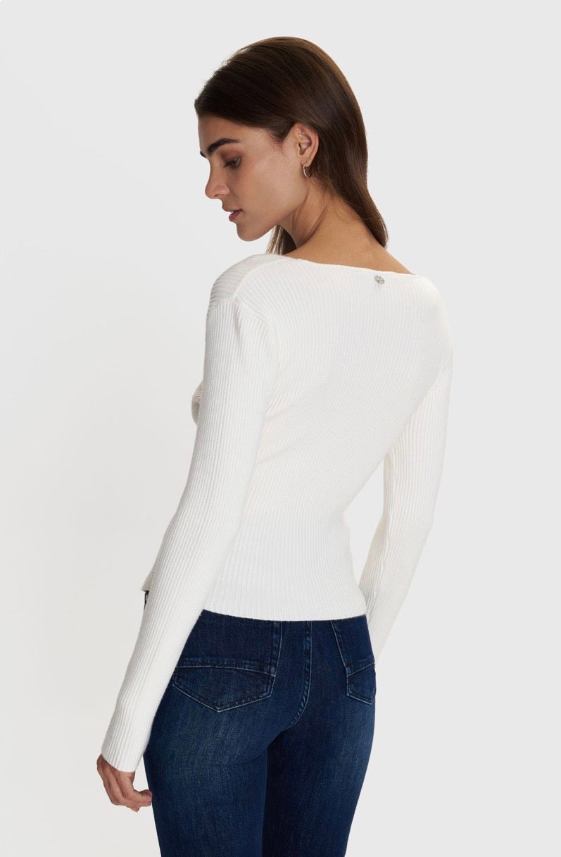 ALE - Bluze blu, roze , e bardhe dhe e zeze e thurur me jake V