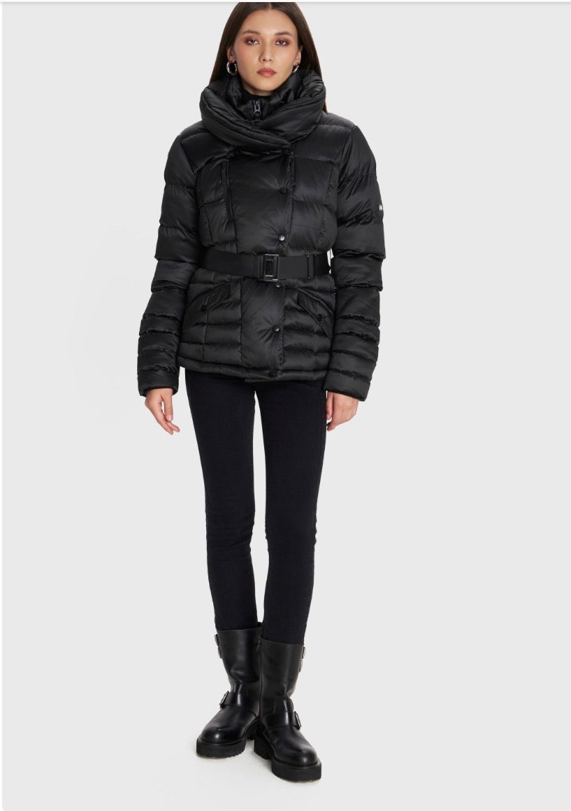 ALE - Xhup vishnje dhe i zi me lidhje ne bel