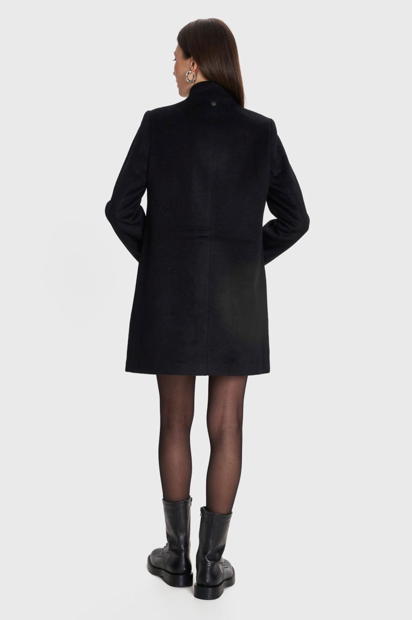 ALE - Pallto e shkurter jeshile dhe e zeze me xhepa perpara