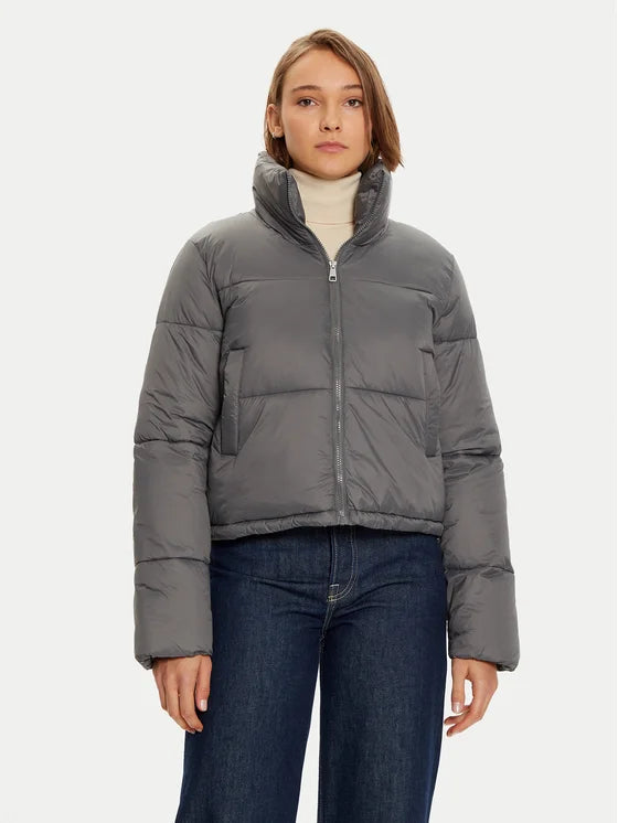 ONLY - Xhup i shkurter ne ngjyre te zeze , kafe , gri dhe vishnje