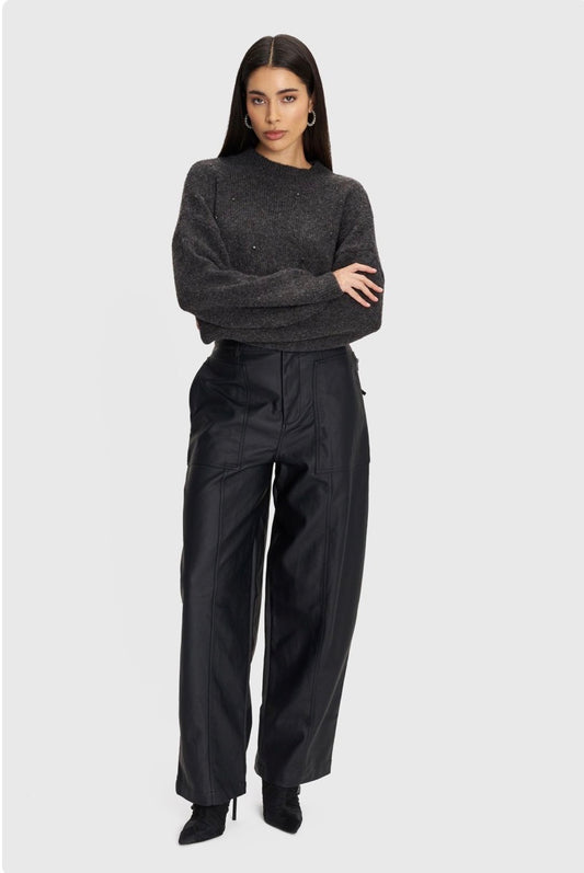 ALE - Pantallona lekure te zeza me prerje te drejte