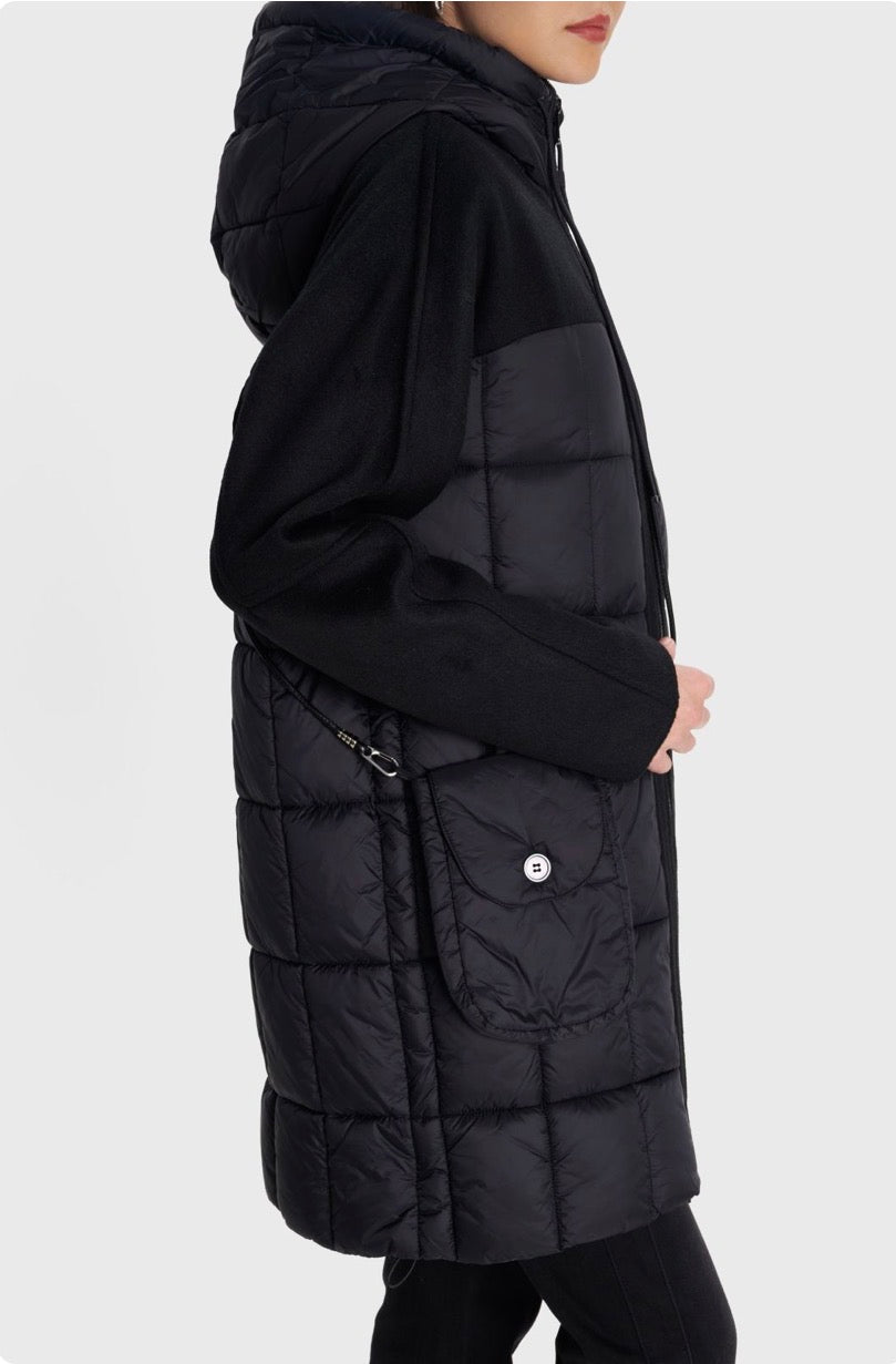 ALE - Pallto bezhe dhe e zeze trecerekshe me kapuc dhe cante