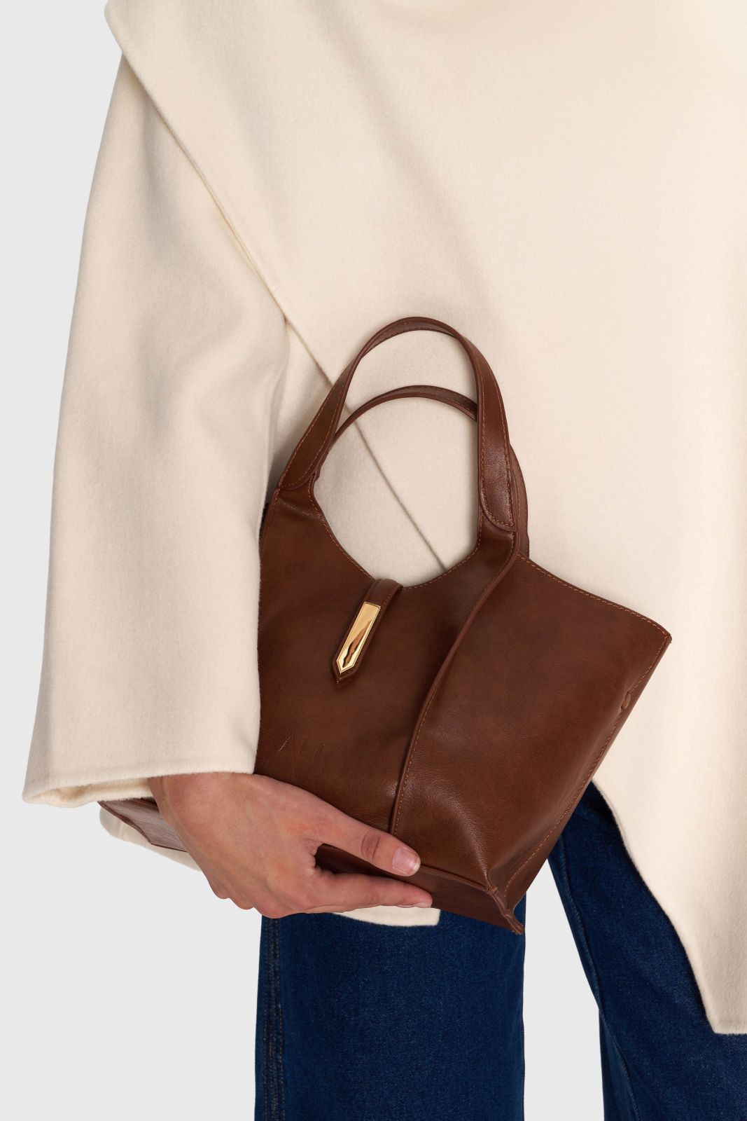 ALE - Cante dore kafe dhe e zeze