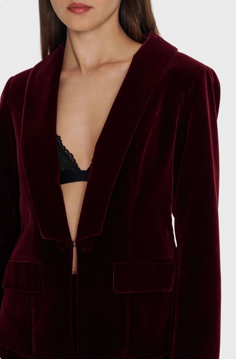 ALE - Xhakete veludhe vishnje dhe e zeze me prerje ne bel