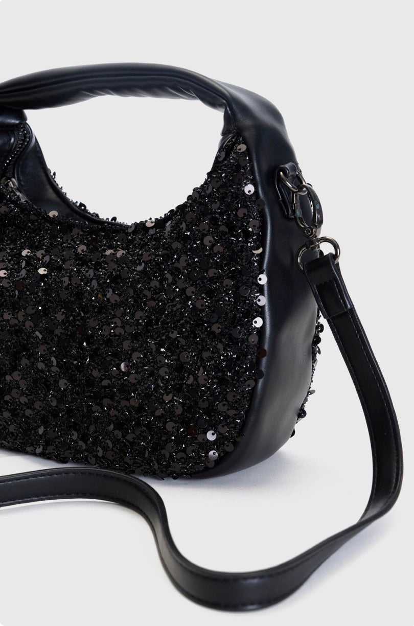 ALE - Cante e zeze dore me elemente dekorative