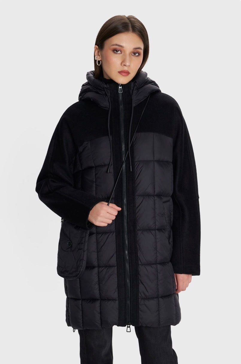 ALE - Pallto bezhe dhe e zeze trecerekshe me kapuc dhe cante