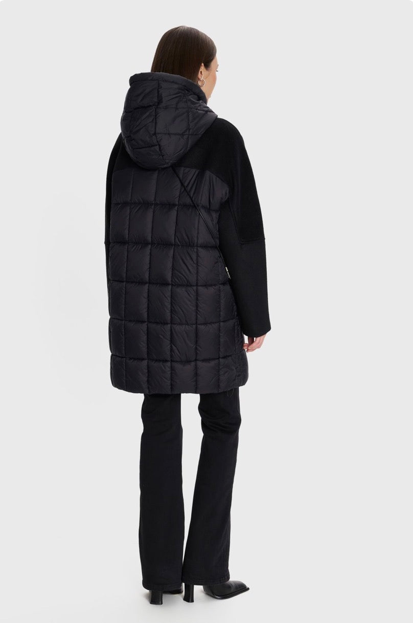 ALE - Pallto bezhe dhe e zeze trecerekshe me kapuc dhe cante