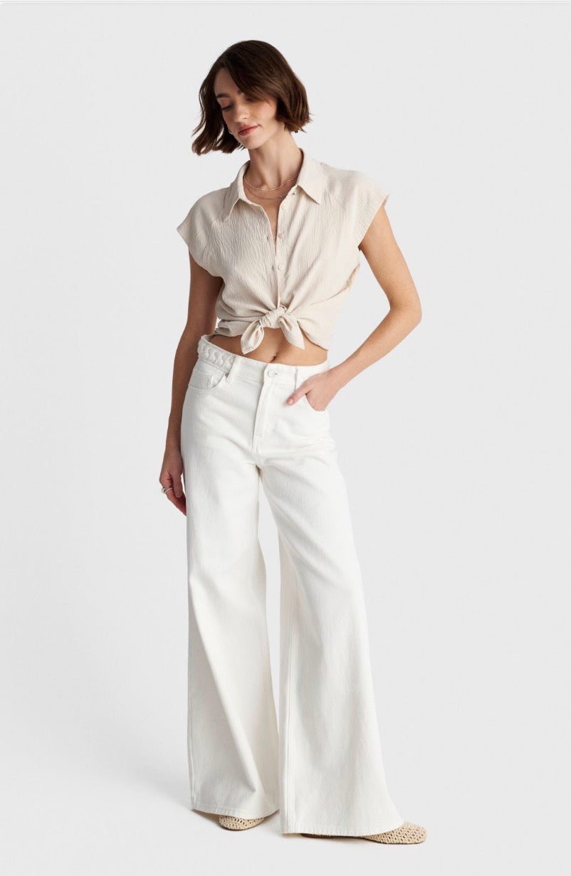 ALE - Kemishe bezhe dhe kafe