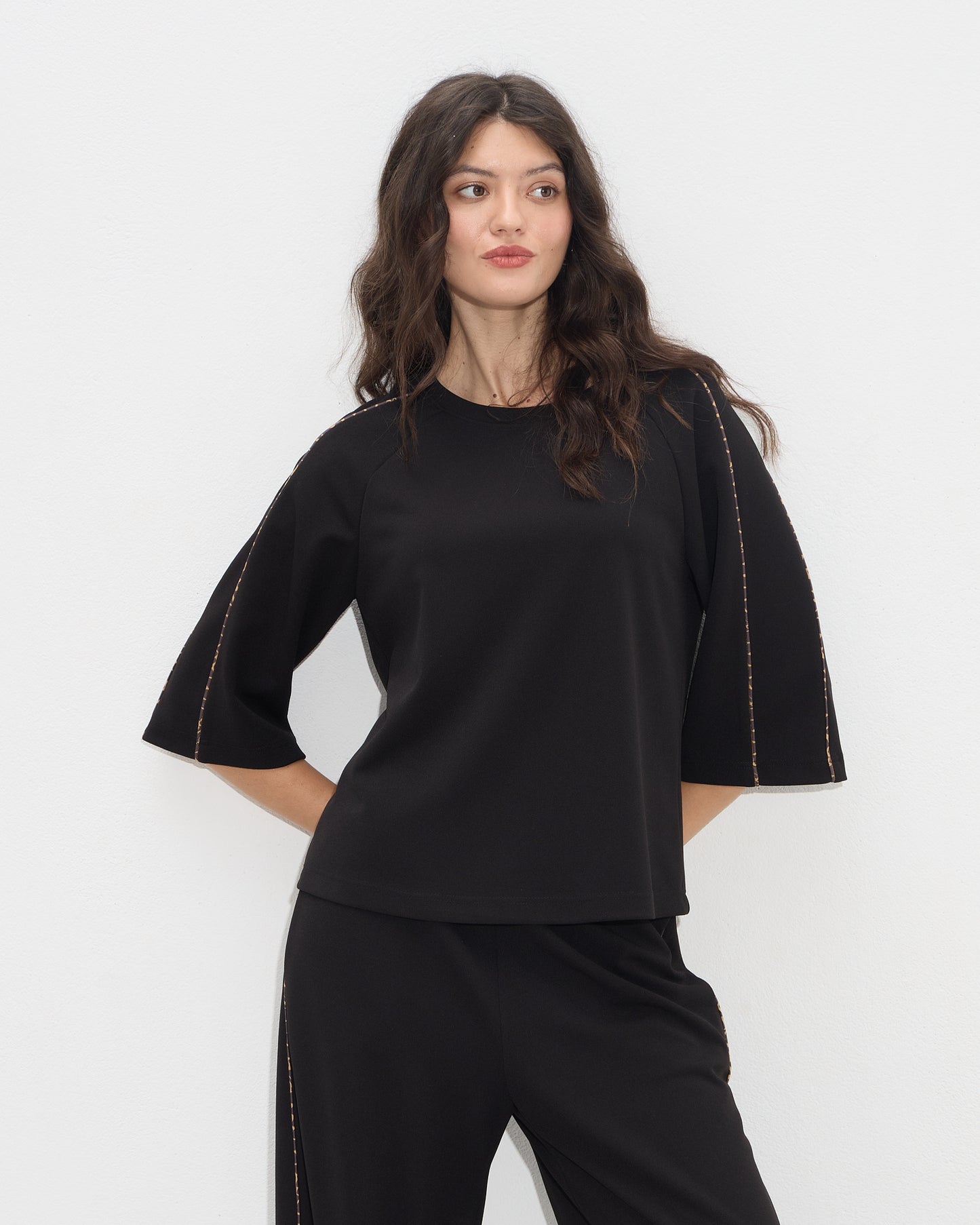 Passager - Bluze kafe dhe e zeze me detaje