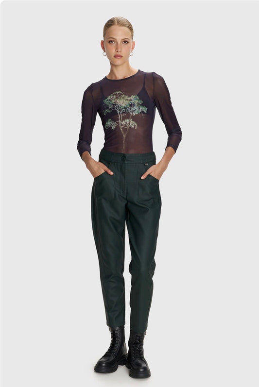 ALE - Pantallona lekure jeshile dhe te zeza me xhepa