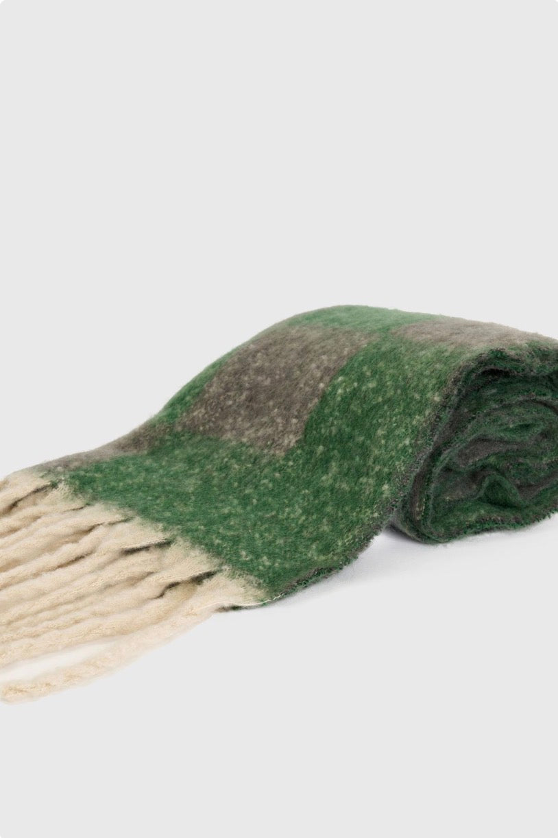 ALE - Shall jeshil me detaje gri