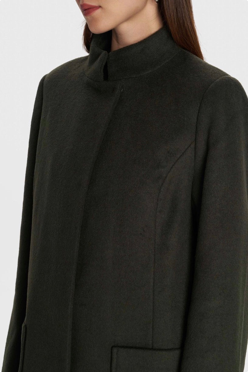 ALE - Pallto e shkurter jeshile dhe e zeze me xhepa perpara