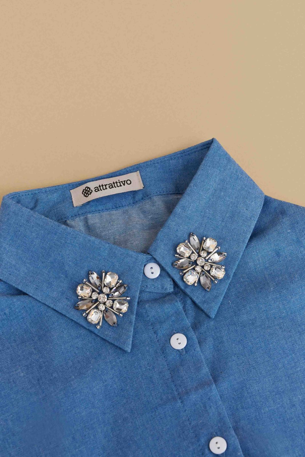 attrattivo - Jake bojeqielli me aksesore