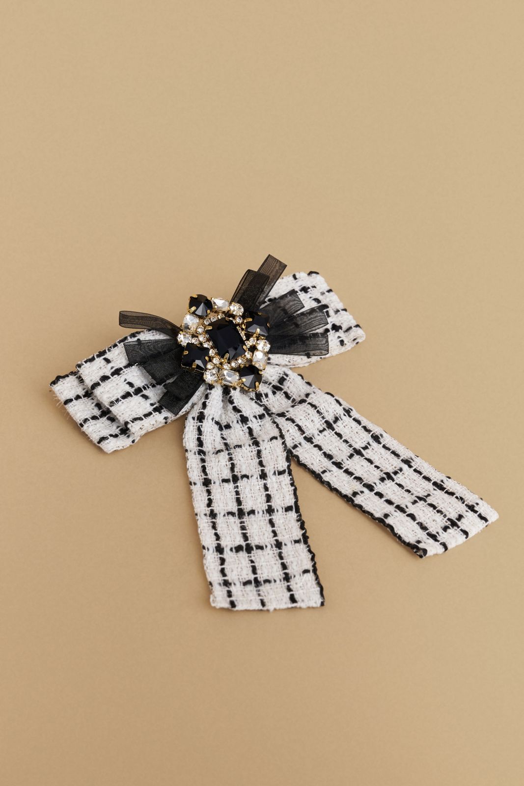 attrattivo - Broshe ne forme fjongo