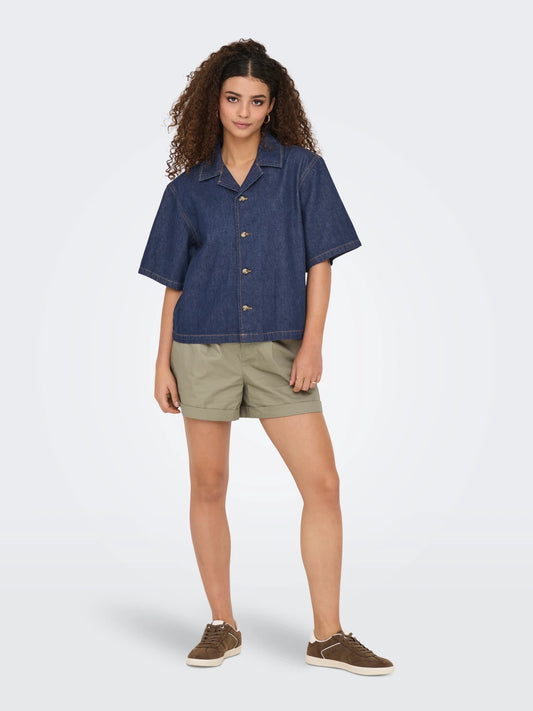 ONLY - Kemishe xhins blu me menge te shkurta