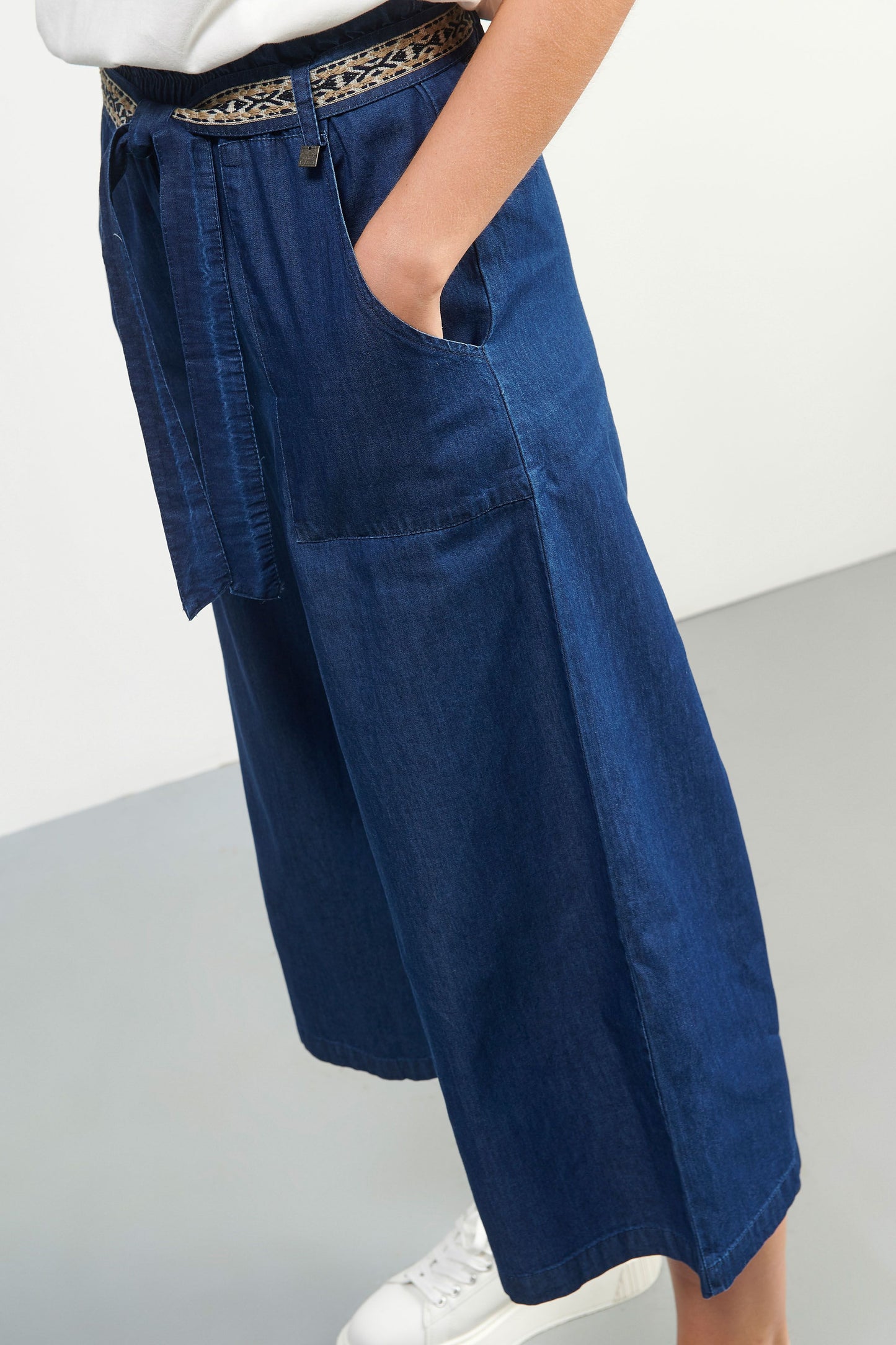 attrattivo - Pantallona blu trecerekshe